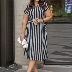 vestido recto ferrache riscas preto e branco